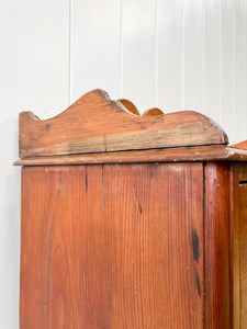 An Antique English Pine Chest of Drawers Dresser c1890 with Gallery