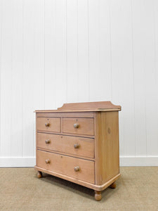 An Antique English Pine Chest of Drawers Dresser Tulip Feet c1890