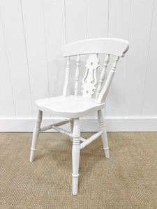 A Vintage Set of 4 White Fiddleback Back Chairs