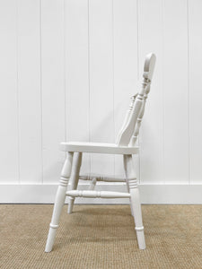 A Vintage Set of 4 White Fiddleback Back Chairs