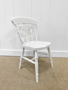 A Vintage Set of 4 White Fiddleback Back Chairs