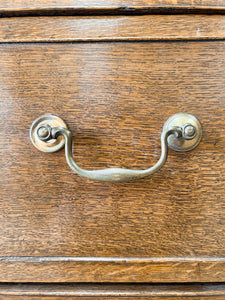 A English Georgian Oak Chest of Drawers with Swan Neck Hardware c1800