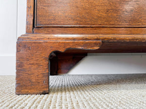 A English Georgian Oak Chest of Drawers with Swan Neck Hardware c1800