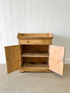 An English 19th Century Pine Cupboard