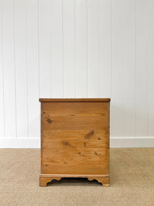 An English Pine Mule Chest Trunk or Blanket Box c1850