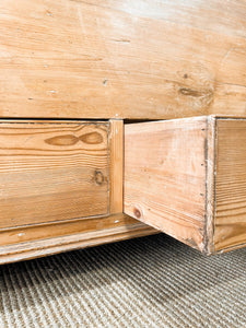 An English Pine Mule Chest Trunk or Blanket Box c1850