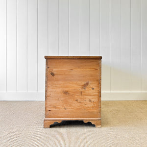 An English Pine Mule Chest Trunk or Blanket Box c1850