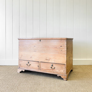 An English Pine Mule Chest Trunk or Blanket Box c1850