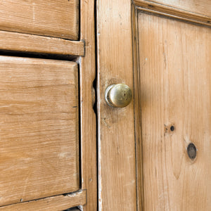 An English Country 6 Drawer Pine Buffet or Sideboard