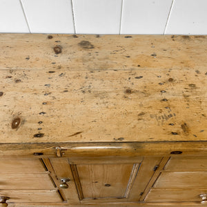 An English Country 6 Drawer Pine Buffet or Sideboard