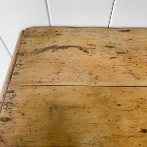 An English Country 6 Drawer Pine Buffet or Sideboard