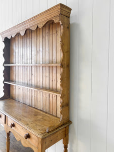 A Large 19th Century Welsh Pine Dresser