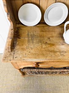 A Large 19th Century Welsh Pine Dresser