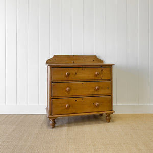 An Antique English Pine Chest of Drawers Dresser Tulip Feet c1890