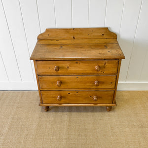 An Antique English Pine Chest of Drawers Dresser Tulip Feet c1890