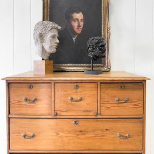 A 19th Century Scottish Pine Chest of Drawers/Dresser