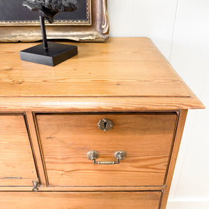 A 19th Century Scottish Pine Chest of Drawers/Dresser