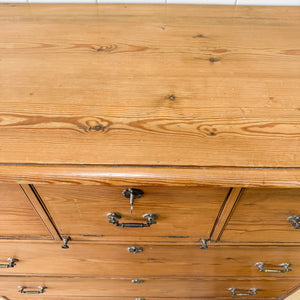 A 19th Century Scottish Pine Chest of Drawers/Dresser