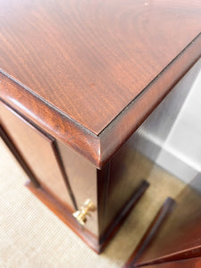 A Charming Pair of English Mahogany Nightstands