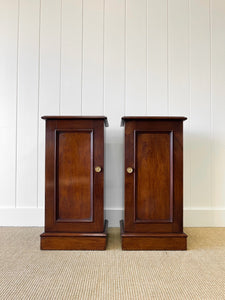 A Charming Pair of English Mahogany Nightstands