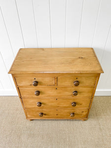 A 19th Century English Chest of Drawers/Dresser