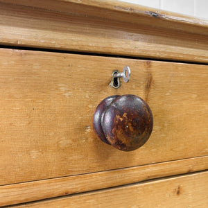 An Antique 19th Century Pine Chest of Drawers Dresser