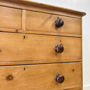 An Antique 19th Century Pine Chest of Drawers Dresser