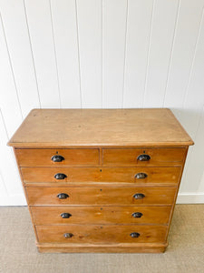 A 19th Century English Pine Chest of Drawers/Dresser