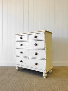 A 19th Century English Chest of Drawers/Dresser