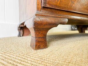 A English Georgian Oak Chest of Drawers with Swan Neck Hardware