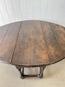 A Large Antique English Country Solid Oak Drop Leaf Gate Leg Table c18th Century