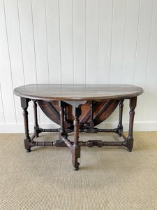 A Large Antique English Country Solid Oak Drop Leaf Gate Leg Table c18th Century