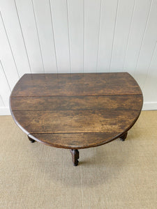 A Large Antique English Country Solid Oak Drop Leaf Gate Leg Table c18th Century