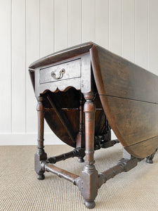 A Large Antique English Country Solid Oak Drop Leaf Gate Leg Table c18th Century