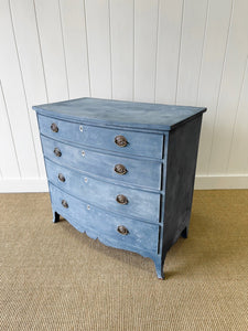 A Regency English Chest of Drawers Dresser c1830