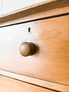 An Antique English Pine Chest of Drawers/Dresser c1890