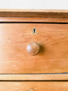 An Antique English Pine Chest of Drawers/Dresser c1890