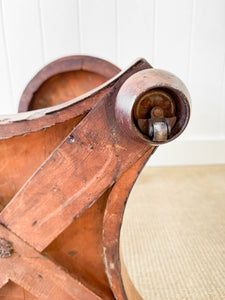 A Delightful Mahogany Pedestal Table c1835