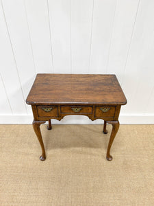 A Nice English Antique Inlaid Walnut Queen Anne Dressing Table