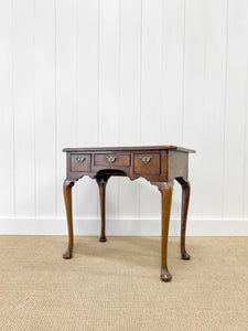 A Nice English Antique Inlaid Walnut Queen Anne Dressing Table