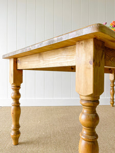 An English Country Pine 7ft Dining Farmhouse Table