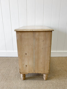 A Charming English Pine Chest of Drawers Dresser with Wooden Knobs c1890