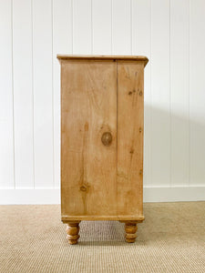 A Large English Pine Chest of Drawers Dresser on Tulip Feet c1890