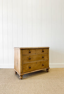 An Antique English Pine Chest of Drawers/Dresser c1890