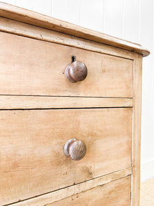 An Antique English Pine Chest of Drawers/Dresser c1890