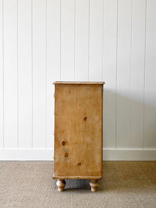 A Large English Pine Chest of Drawers Dresser on Tulip Feet c1890