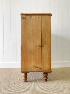 A Large  English Pine Chest of Drawers Dresser with Wooden Knobs on Tulip Feet c1890