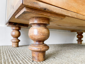 A Large  English Pine Chest of Drawers Dresser with Wooden Knobs on Tulip Feet c1890