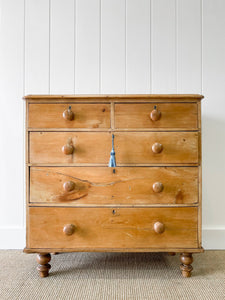 A Large  English Pine Chest of Drawers Dresser with Wooden Knobs on Tulip Feet c1890