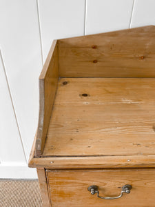 A Happy Antique English Pine Chest of Drawers/Dresser c1890